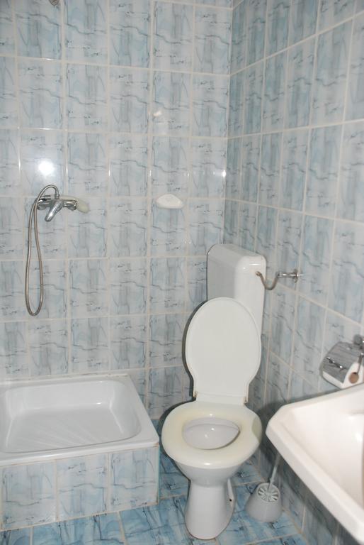 Hotel Merkur Miercurea Ciuc Habitación foto