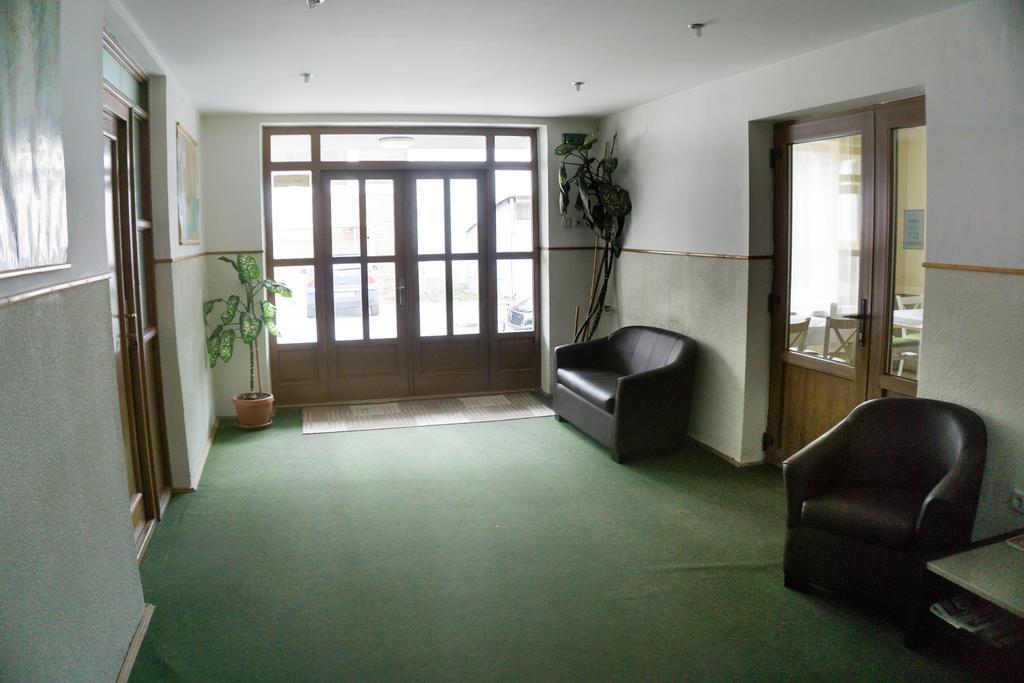 Hotel Merkur Miercurea Ciuc Exterior foto